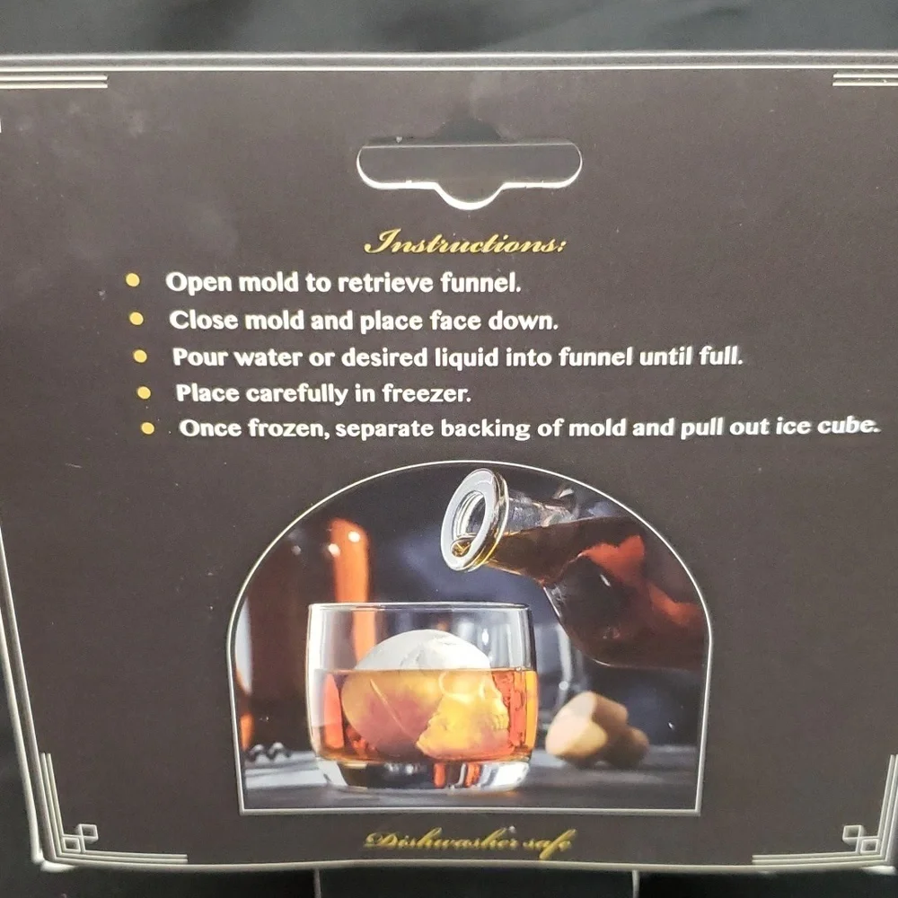 Evriholder Cocktail Skull Ice Molds (2) with Funnel